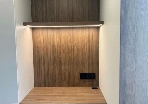 Двухдверный шкаф с рабочей зоной 4