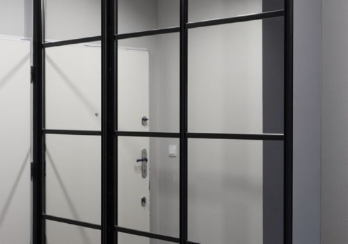 Шкаф с зеркалами 1