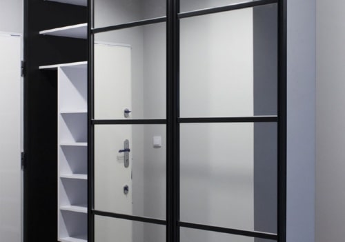 Шкаф с зеркалами 2