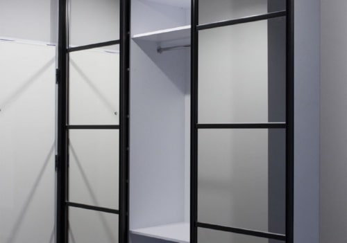 Шкаф с зеркалами 3