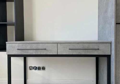 Современный шкаф в сером цвете 2