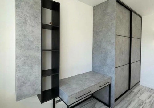 Современный шкаф в сером цвете 3