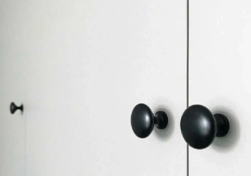 Шкаф в стиле минимализм 2