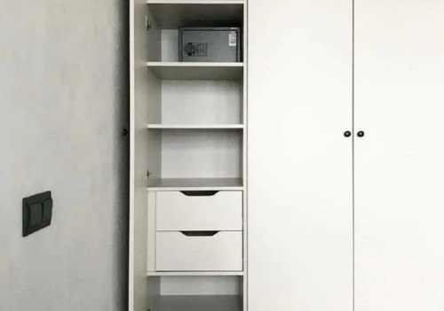 Шкаф в стиле минимализм 3