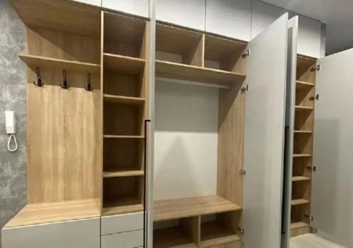 Прихожая в современном стиле 4