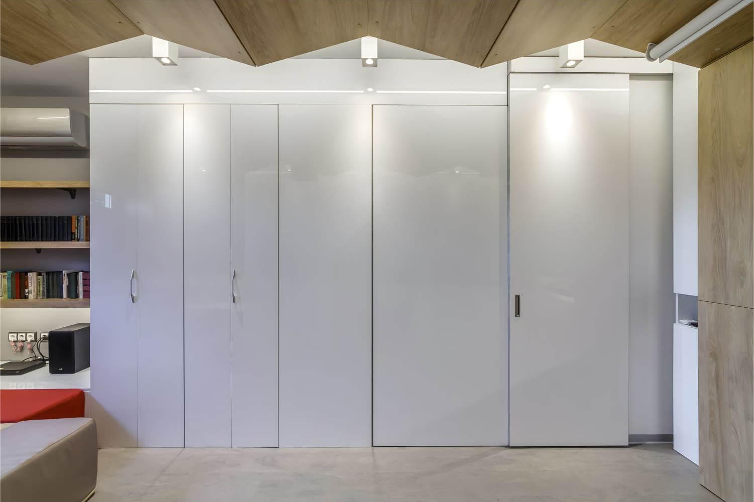 Произвели более 30&nbsp;000 изделий мебели и элементов декора - изображение 15