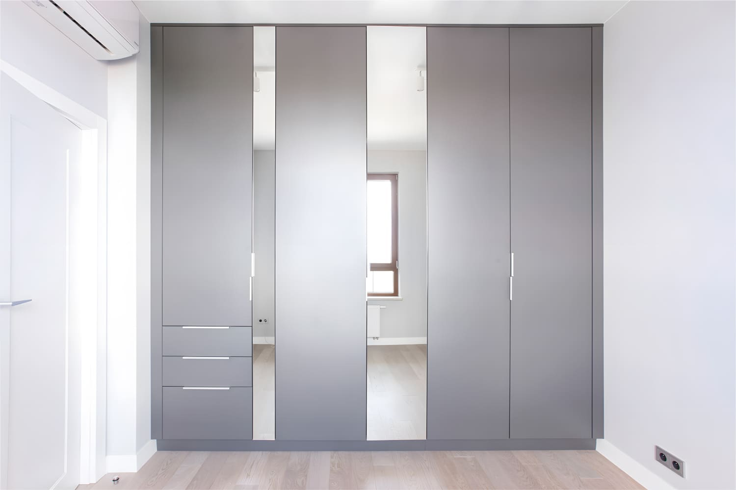 Произвели более 30&nbsp;000 изделий мебели и элементов декора - изображение 16